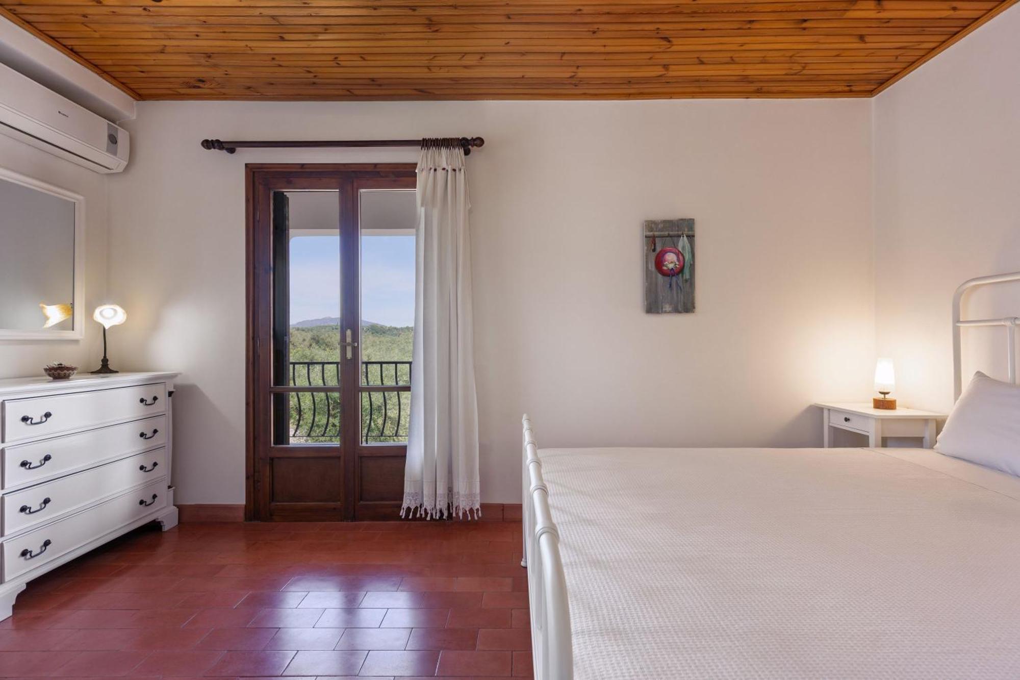 Villa Lola - 3 Bedrooms & Private Pool Lithakia  Exterior foto